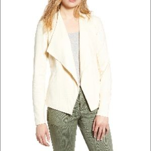 Like new cream open front blazer by Caslon